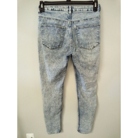 Divided H&M Stonewashed Skinny Jeans Size 6 - Picture 4 of 9